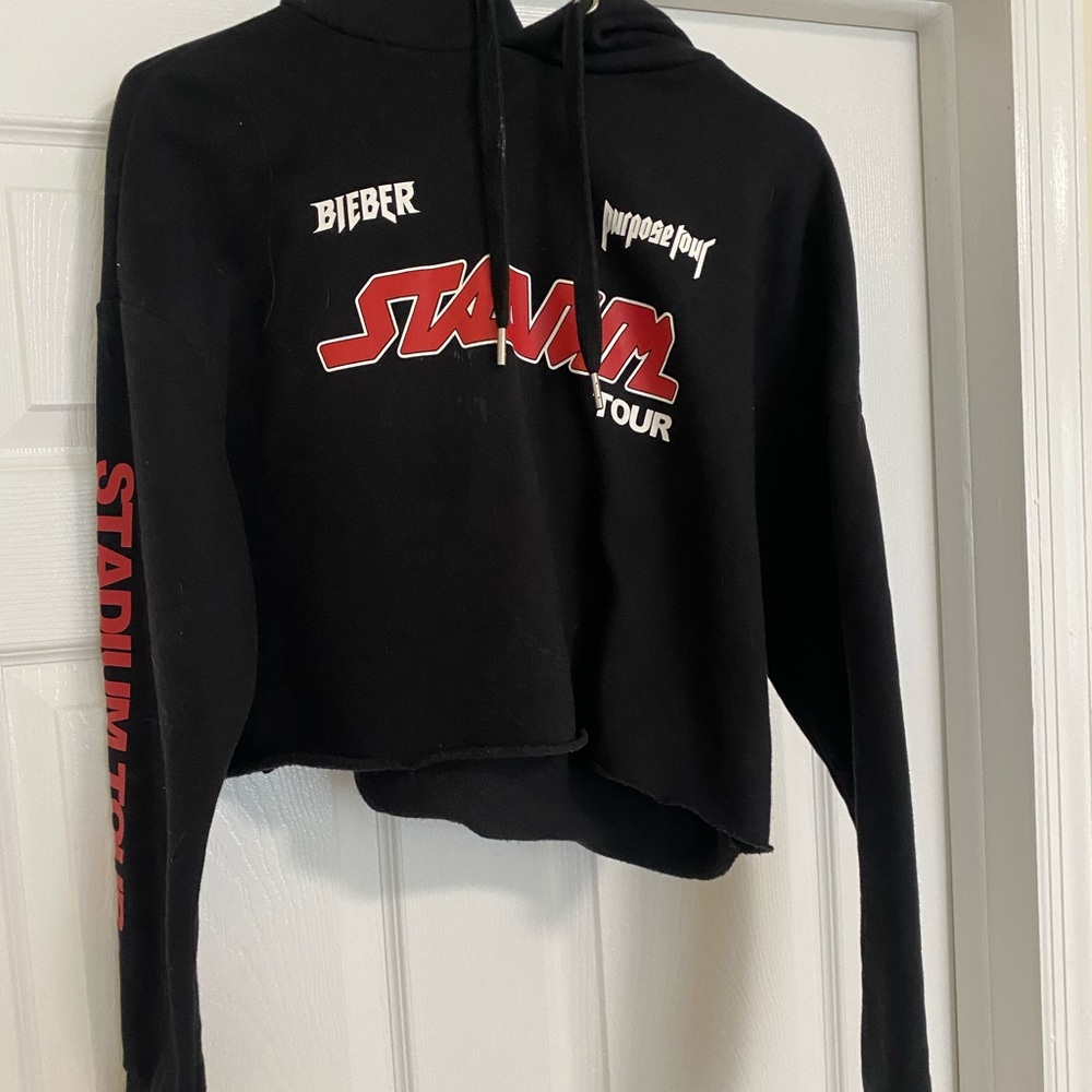 Justin Bieber stadium tour cropped sweatshirt
